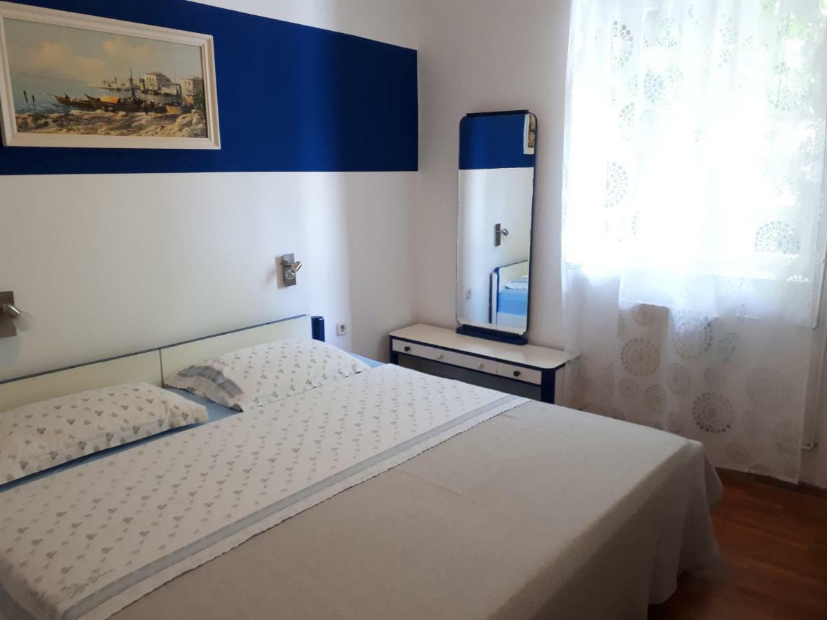 Apartmani Matas Petrcane Eksteriør bilde