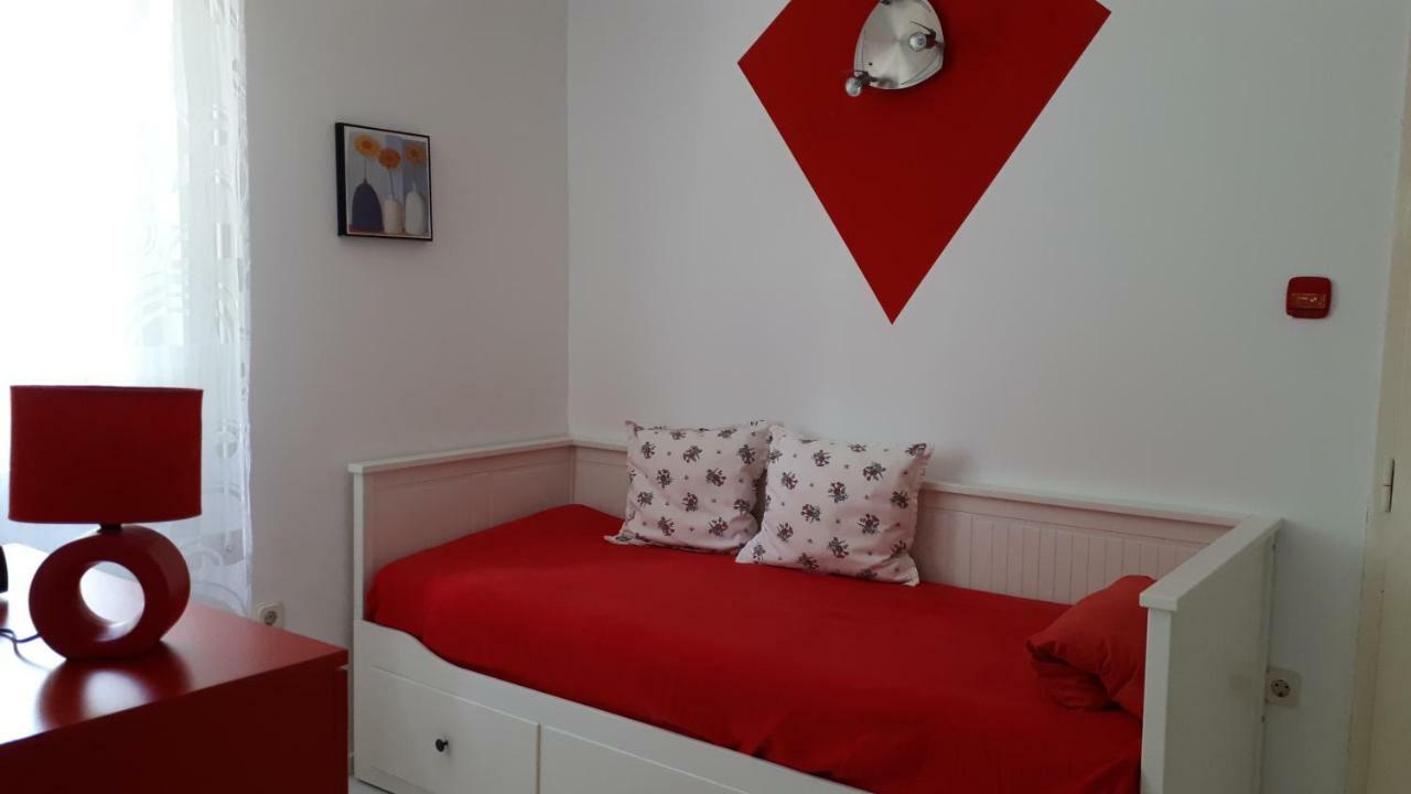 Apartmani Matas Petrcane Eksteriør bilde